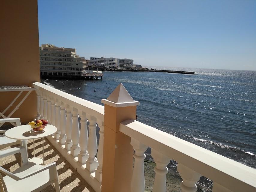 Apartamentos Rocamar El Medano ภายนอก รูปภาพ